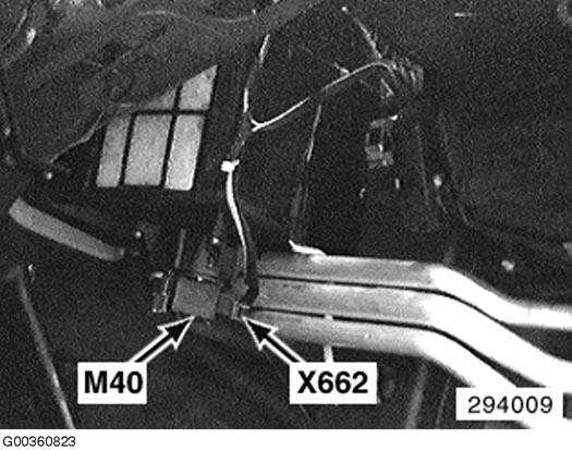 G00360823