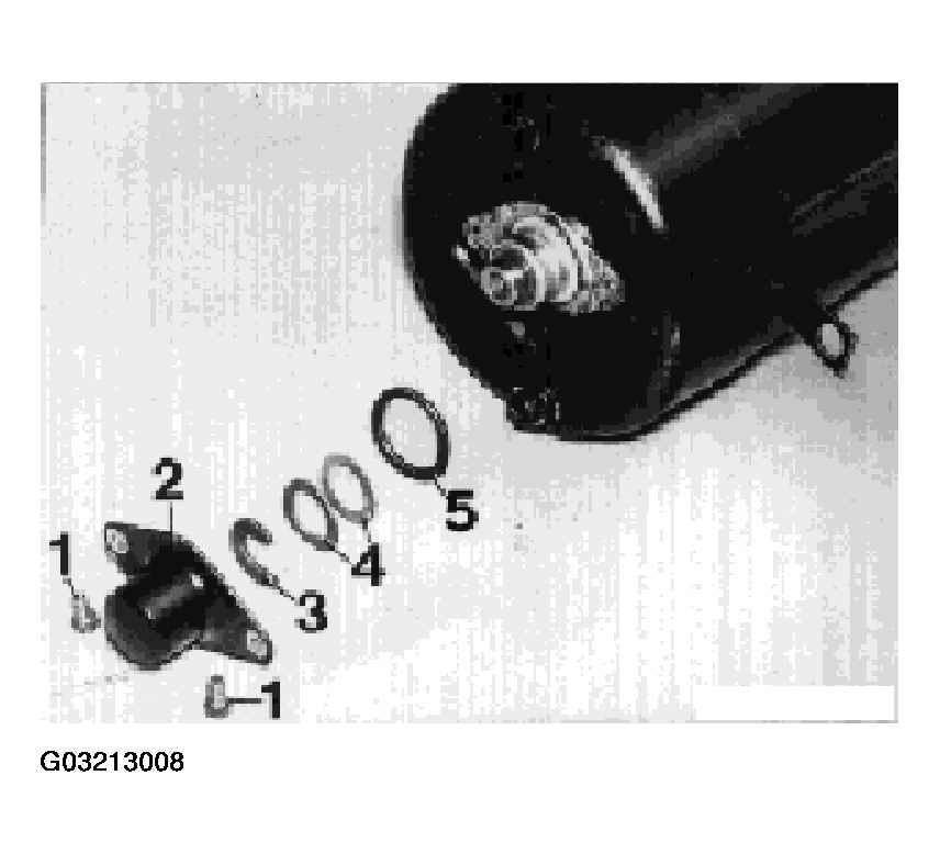 G03213008