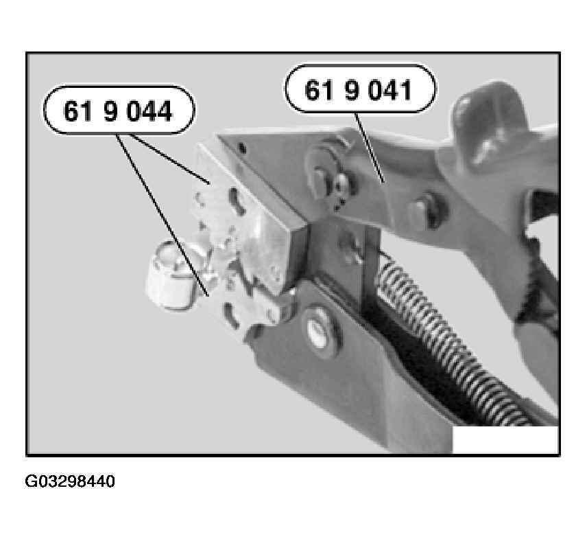 G03298440