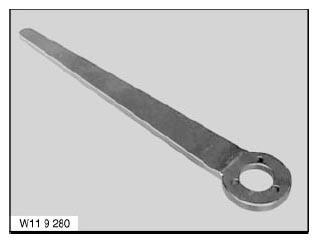 G04739158
