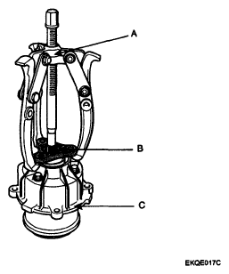 G04811136