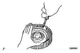 G04831473