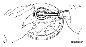 G04963677