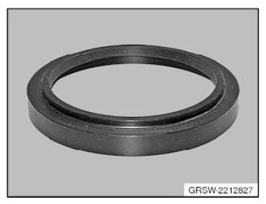 G08273064
