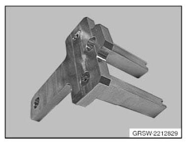 G08273072