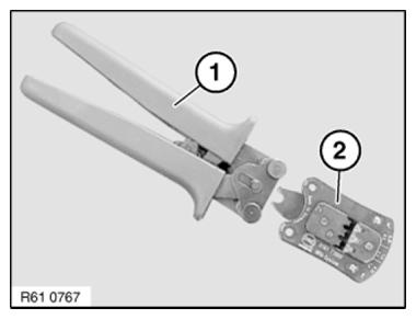 G08560636