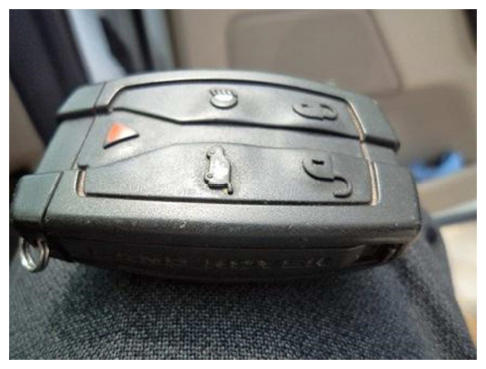G09756003